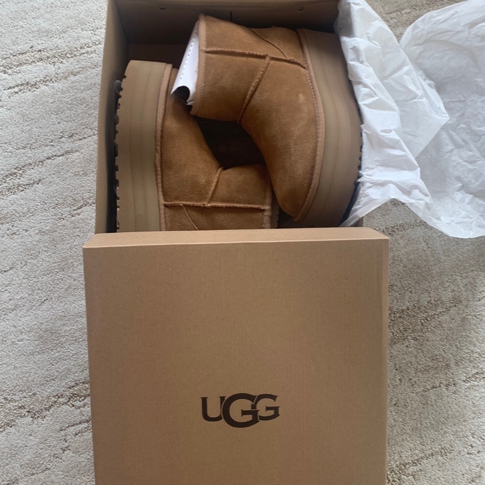 Ugg Classic Mini Platform - Chestnut - size 7